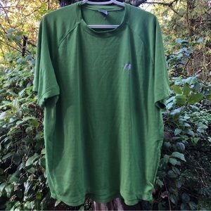 The North Face men XL golf shirt